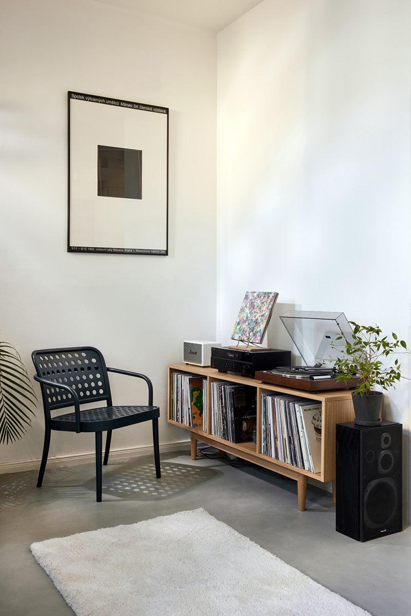 822 Wood Lounge Armchair - WOO .Design