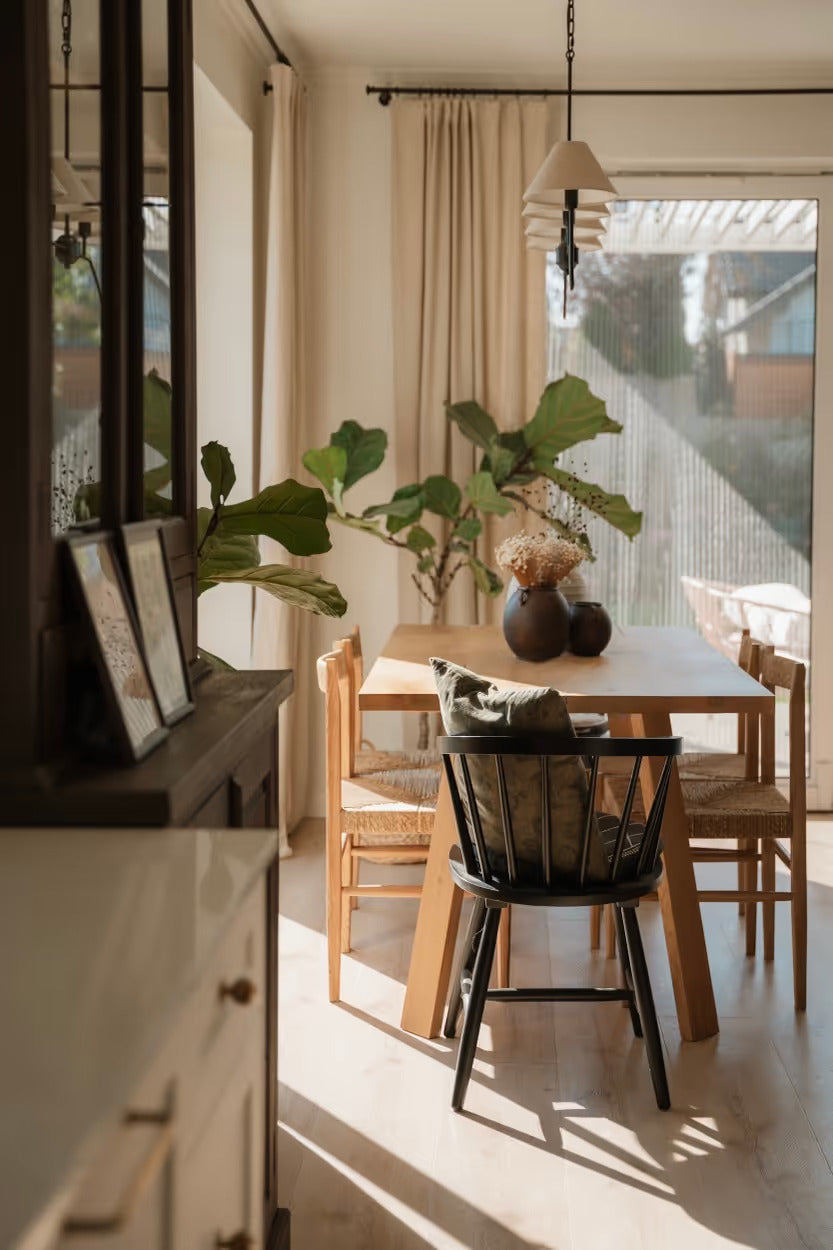 Anne Oak Wood Dining Table