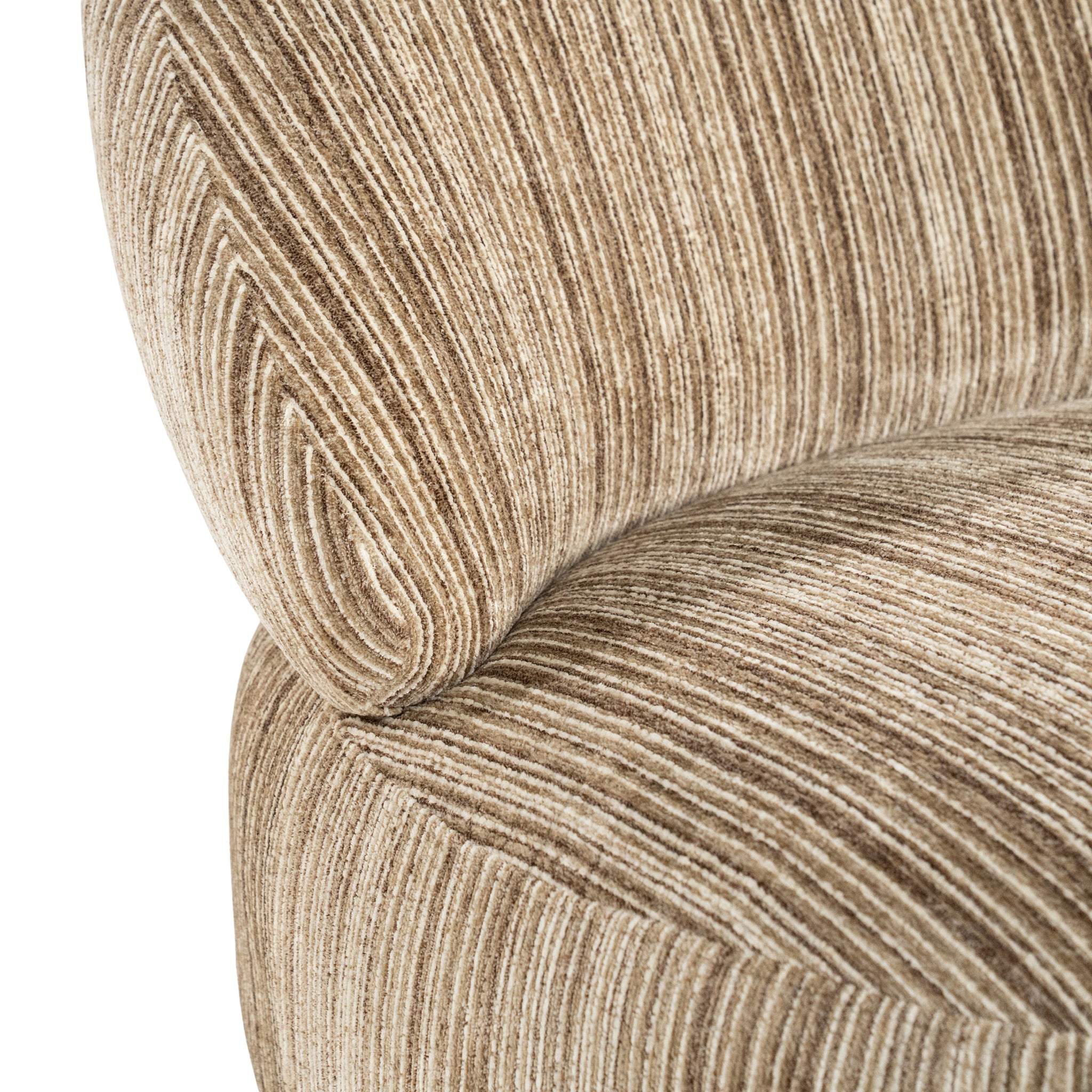 FineLine Lounge Chair
