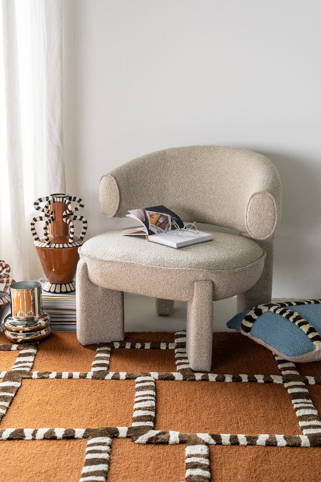Phanti Lounge Chair