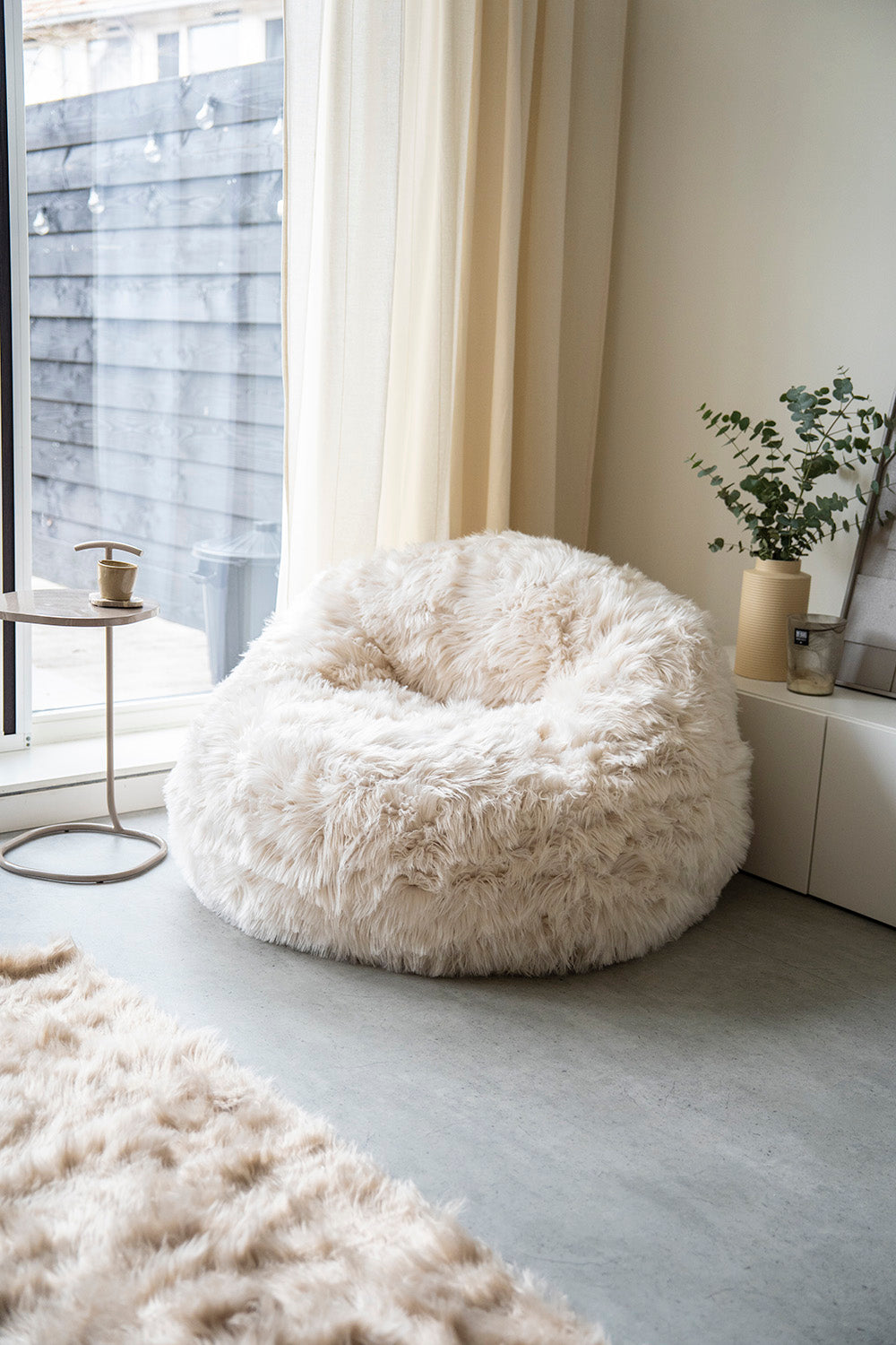 Snuzzle Lounge Chair