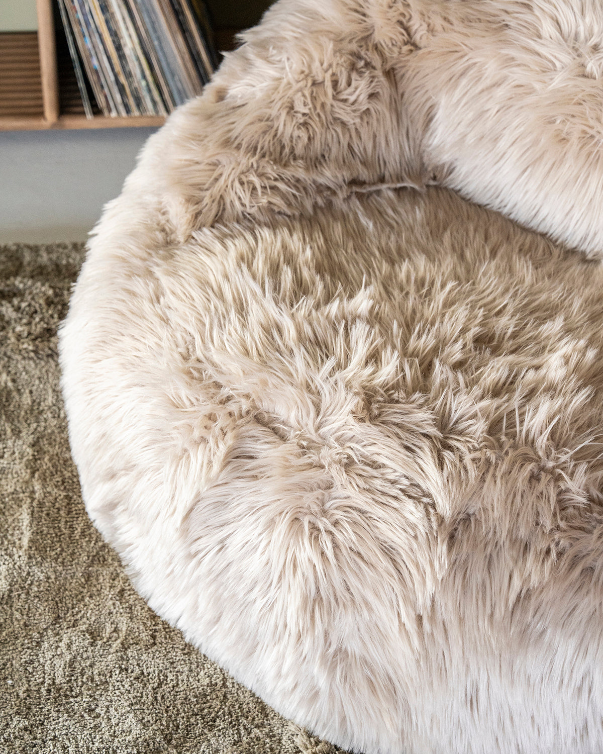Snuzzle Lounge Chair