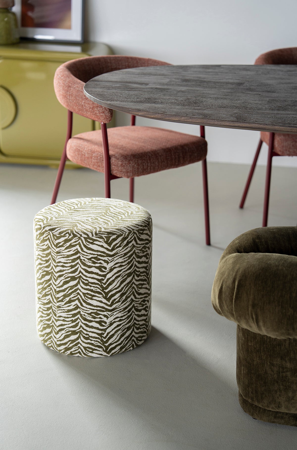 Tigra Stool