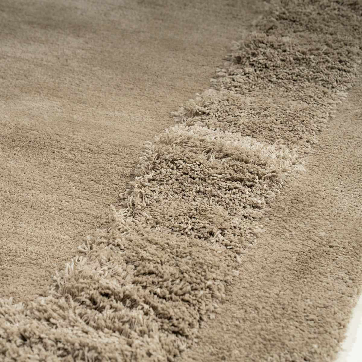 Tura Carpet