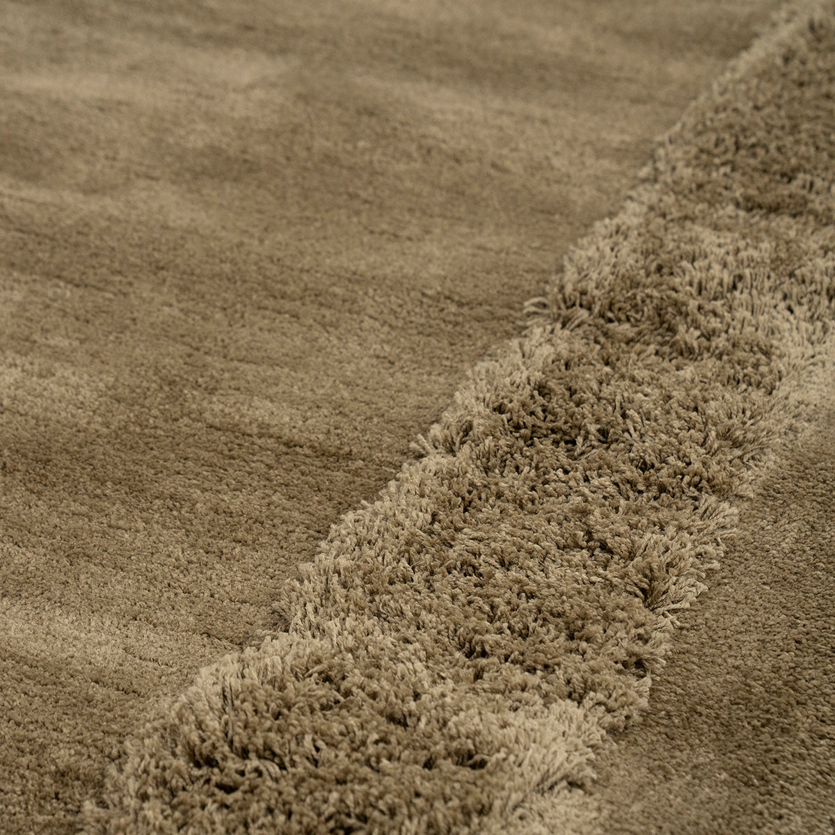 Tura Carpet