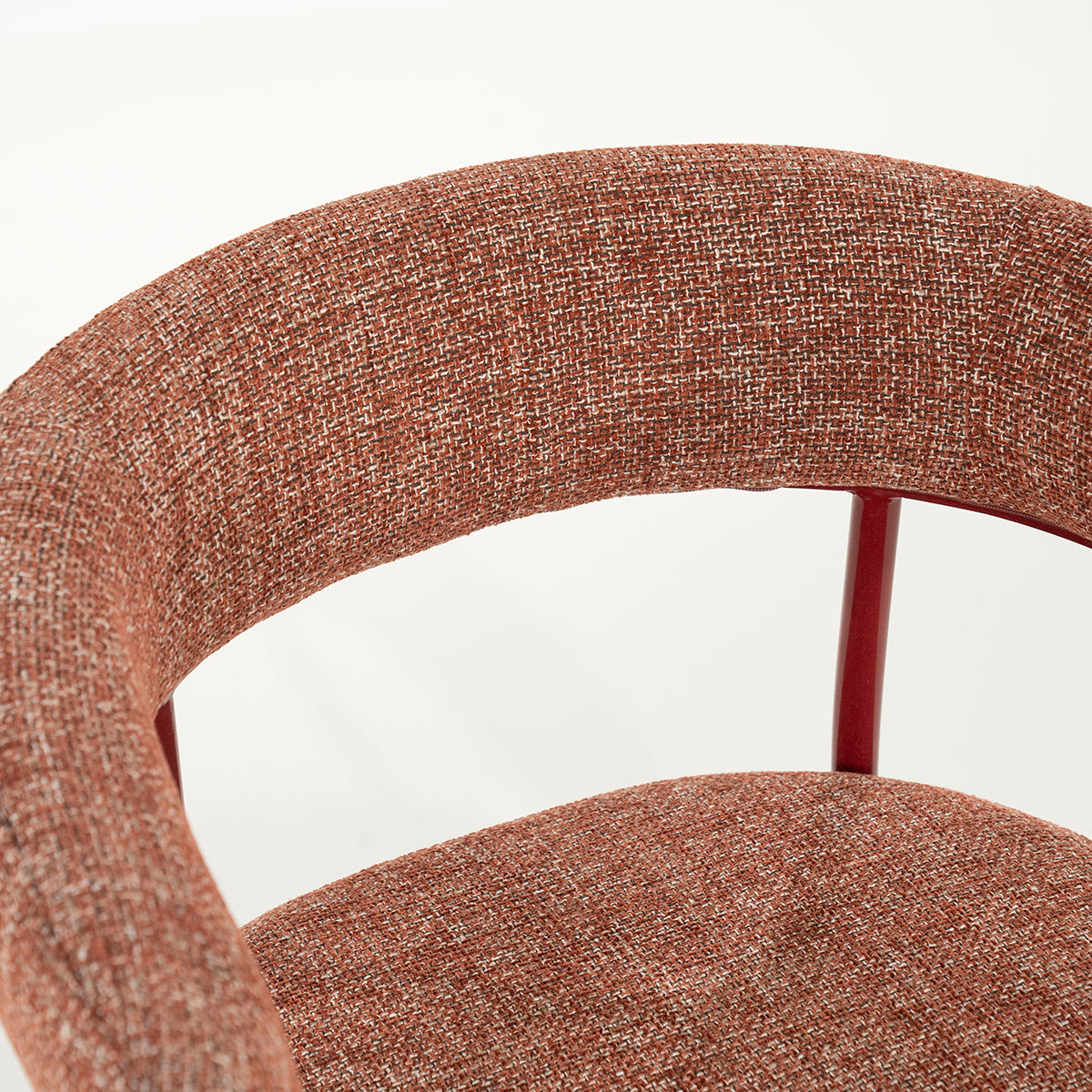 Yovi Chair