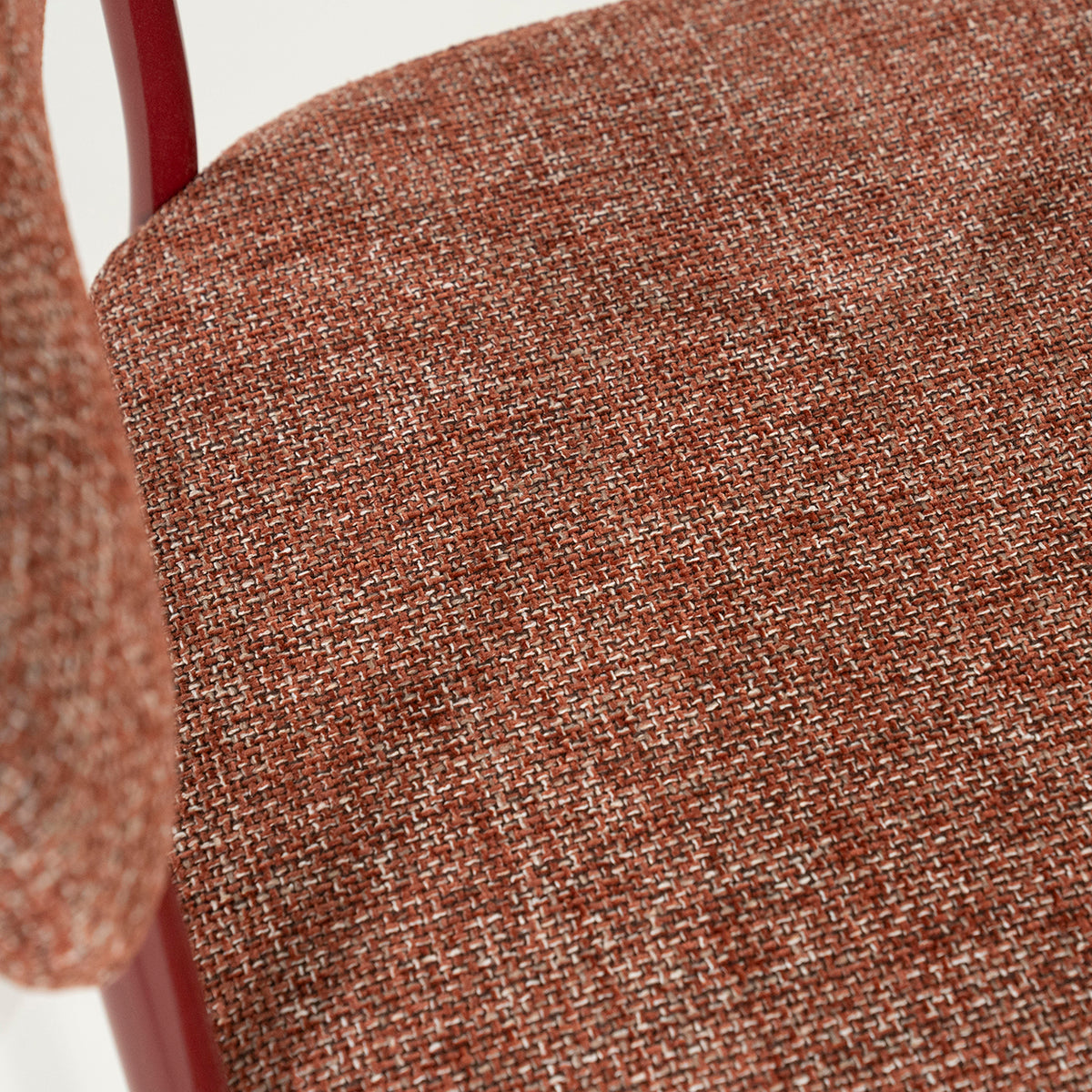 Yovi Chair