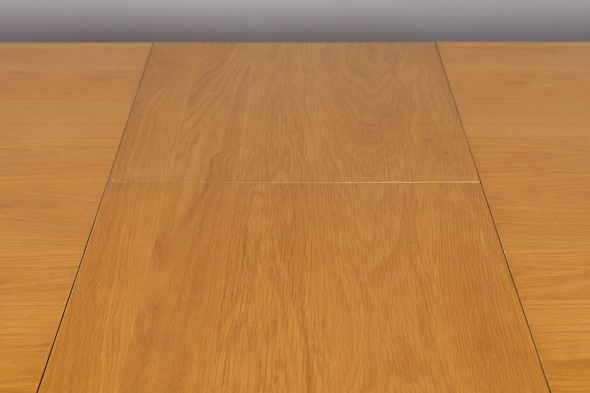 Barlet Extendable Dining Table