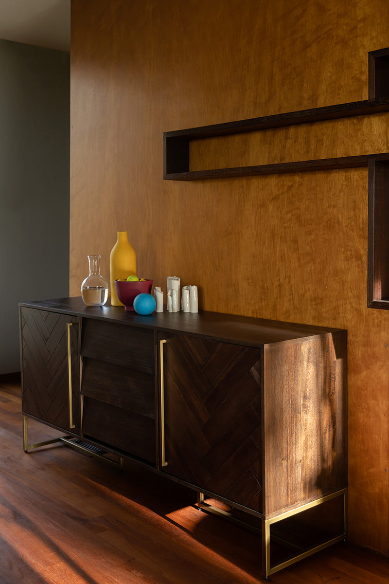 Class High Sideboard