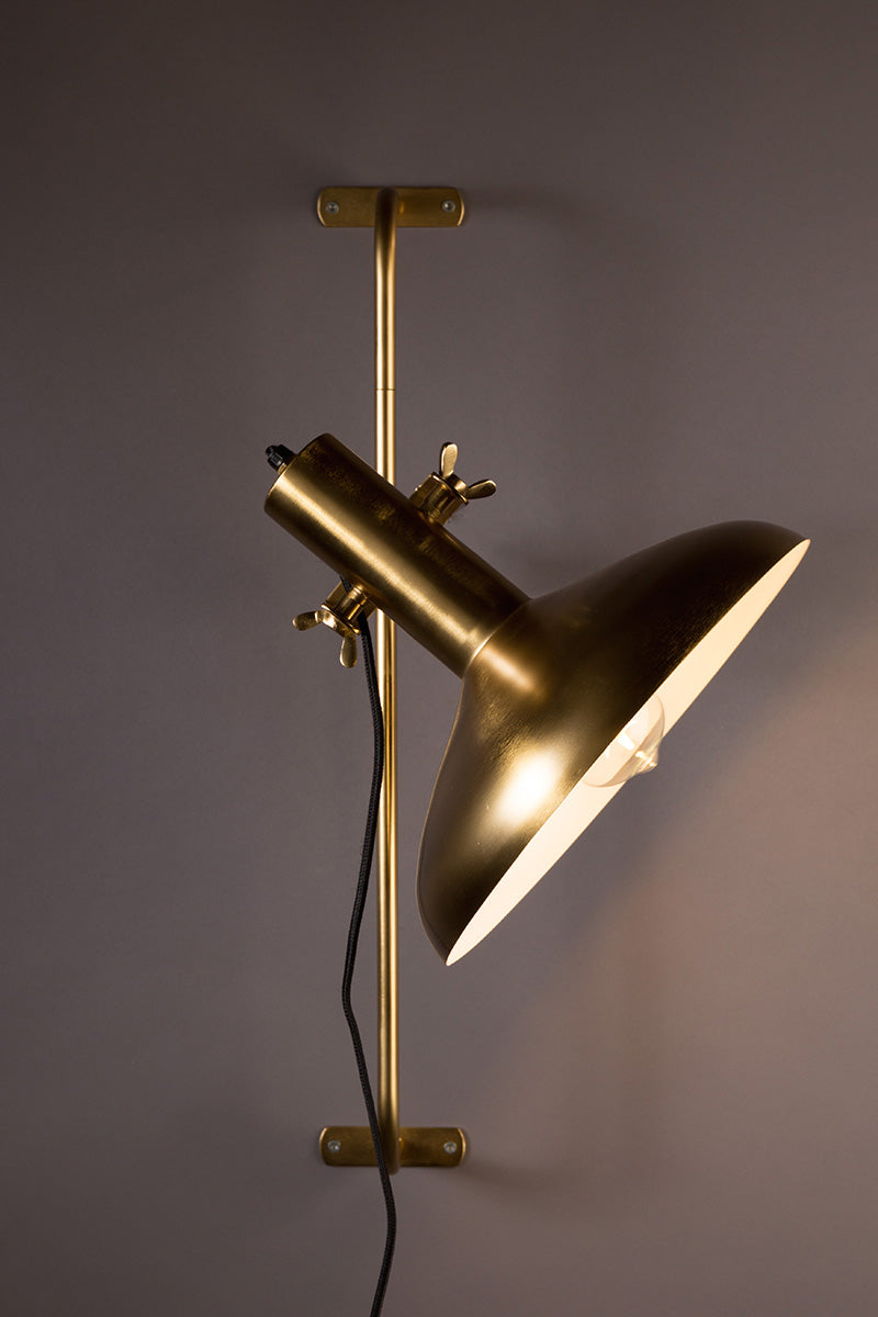 Karish Wall Lamp