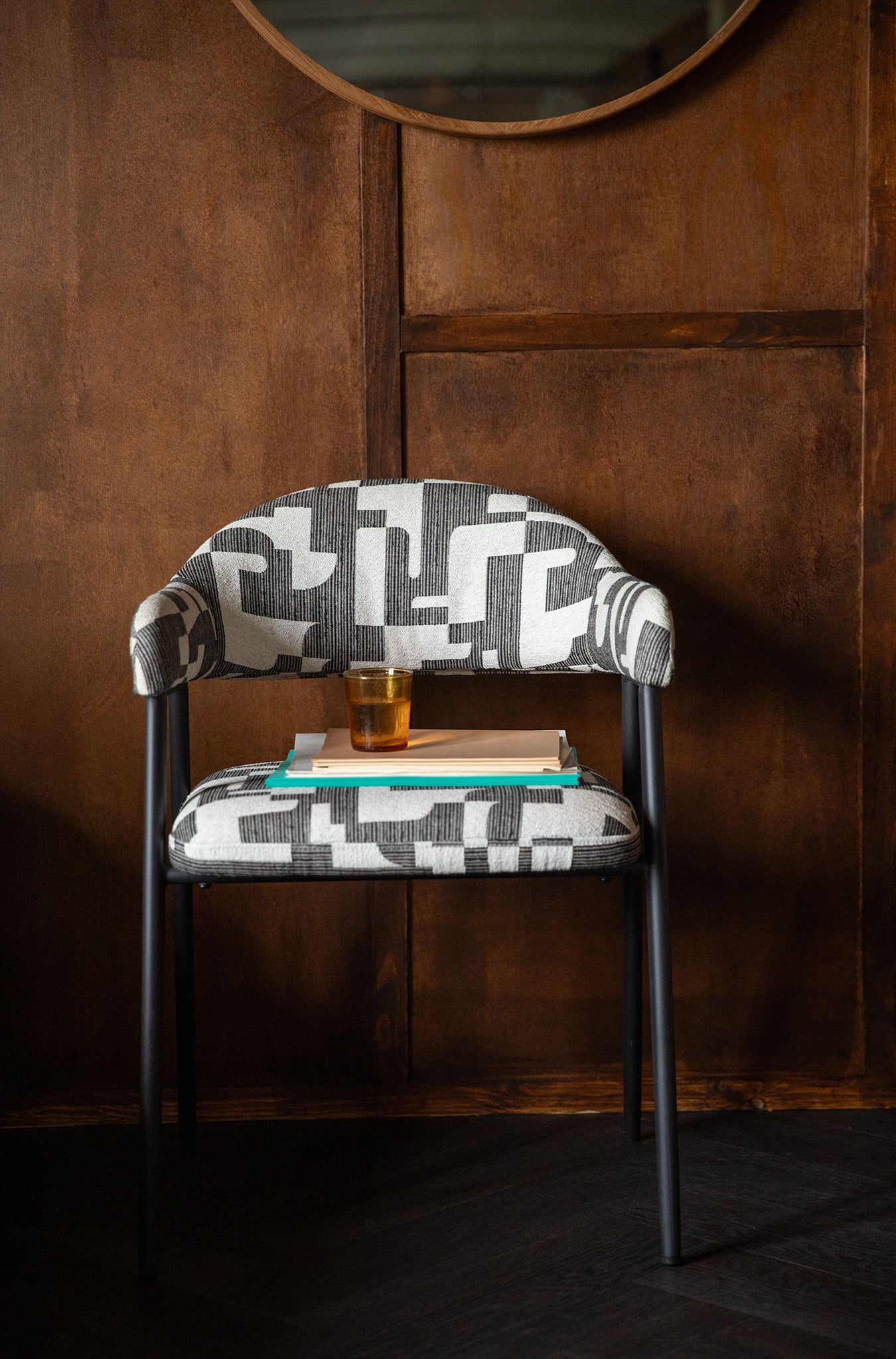 Miyo Chair