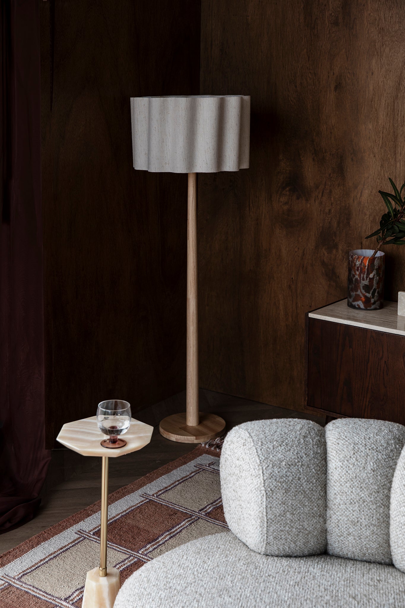 Scallop Floor Lamp