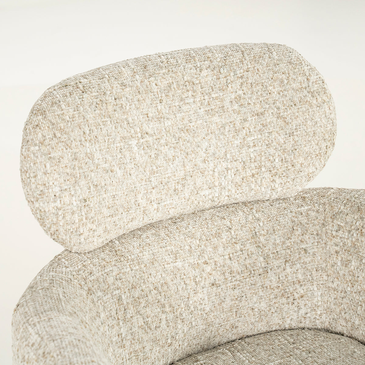 Darcio Gleam Chair