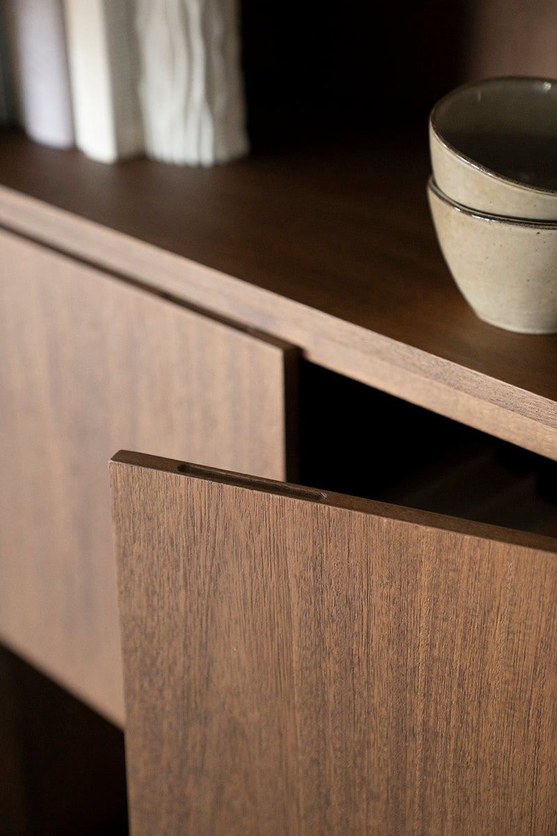 Edward Cabinet