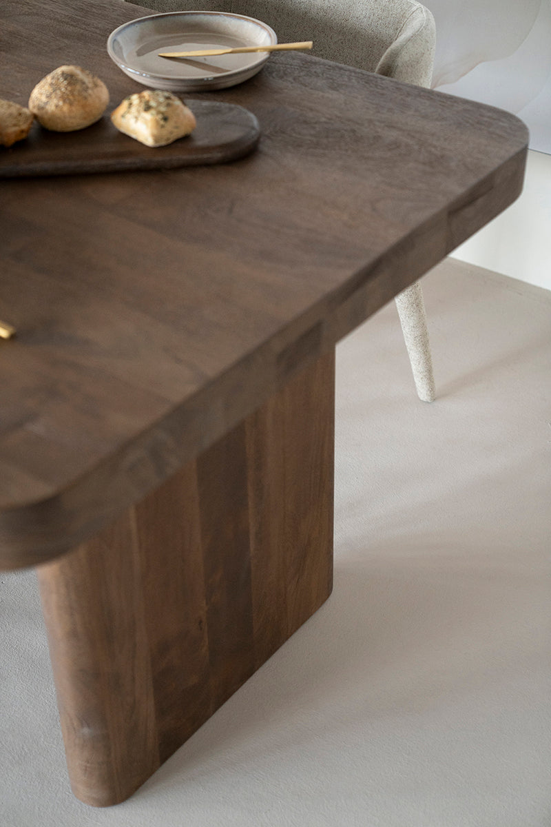 Edward Dining Table