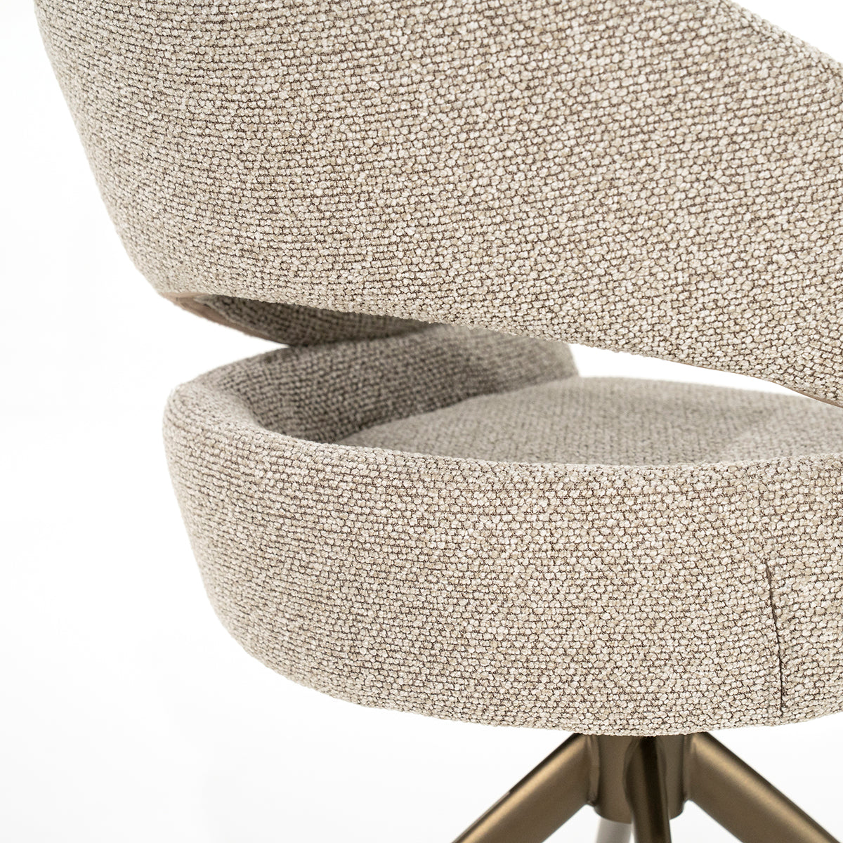 Hailey Eira Chair