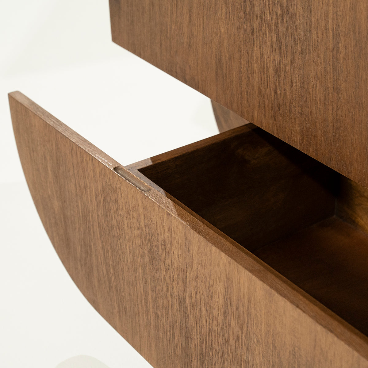 King Cabinet