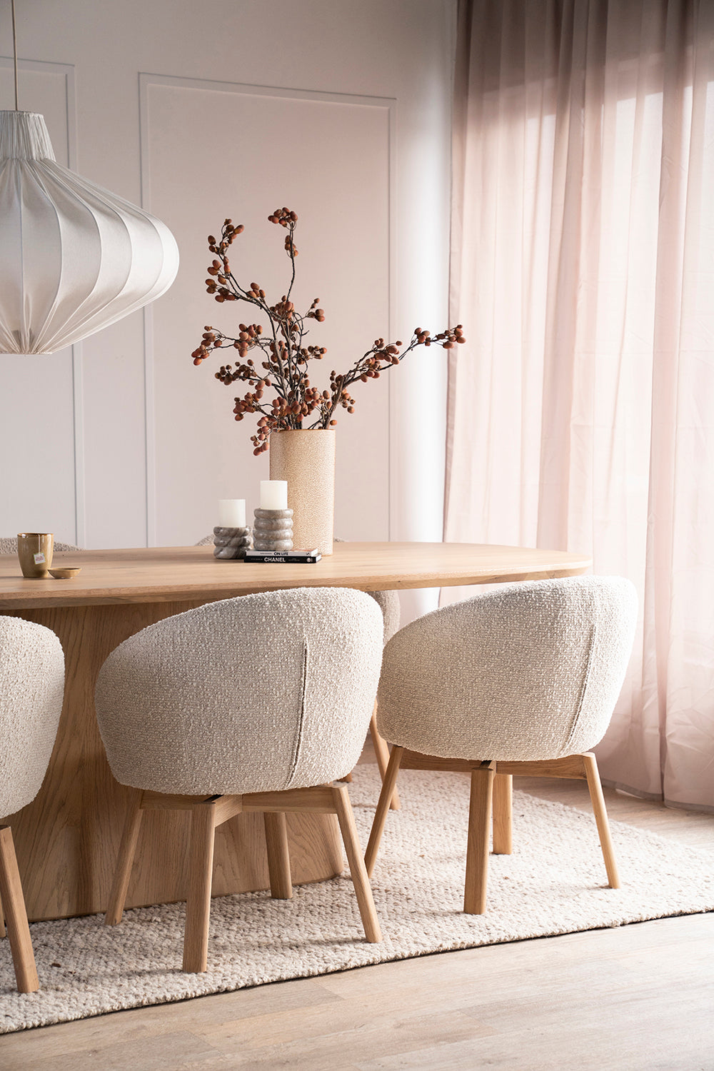Livia Hush Chair
