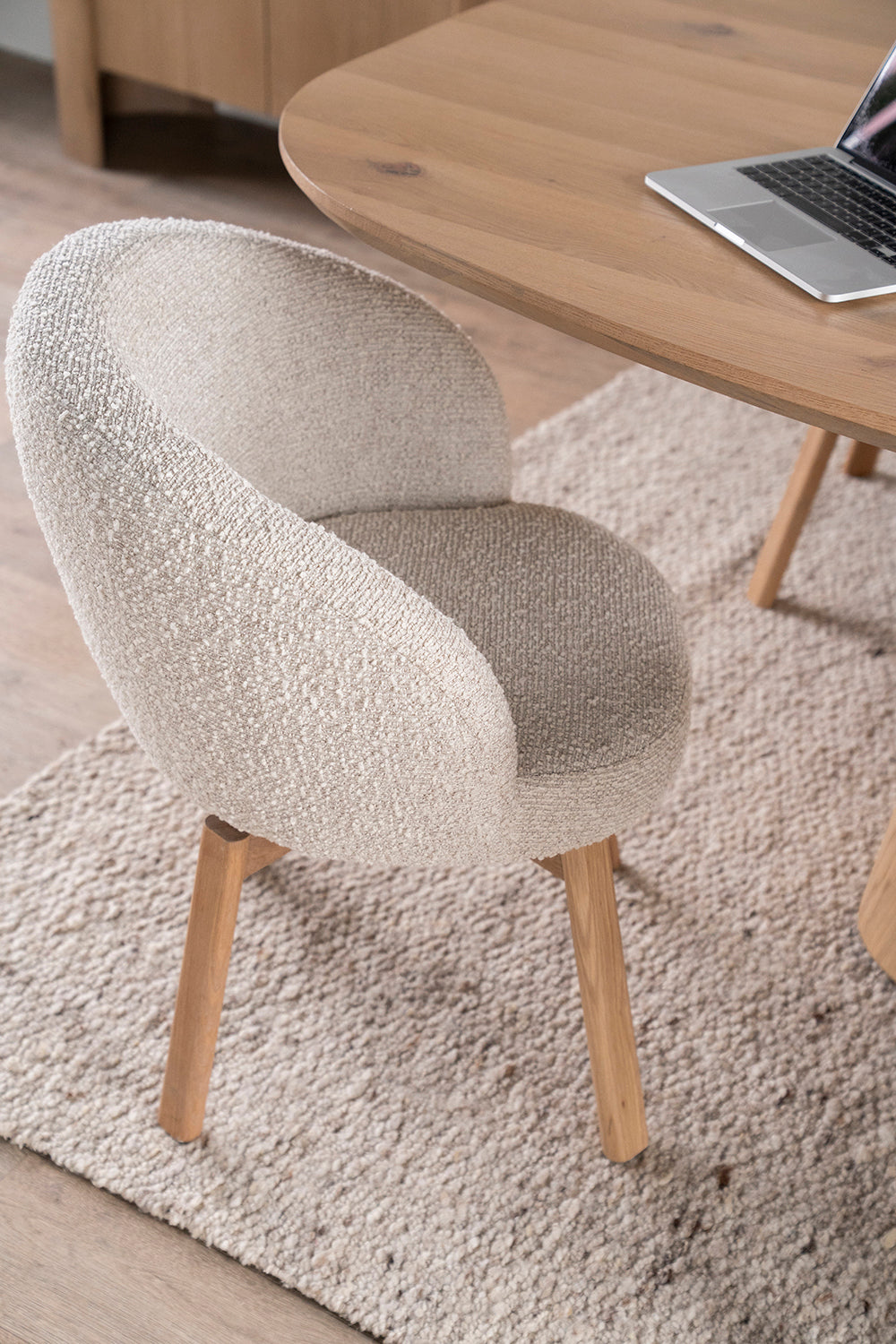 Livia Hush Chair