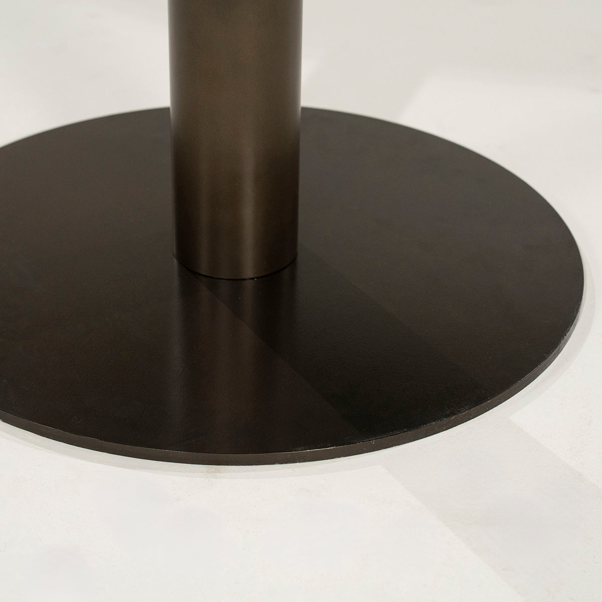 Luigi Dining Table