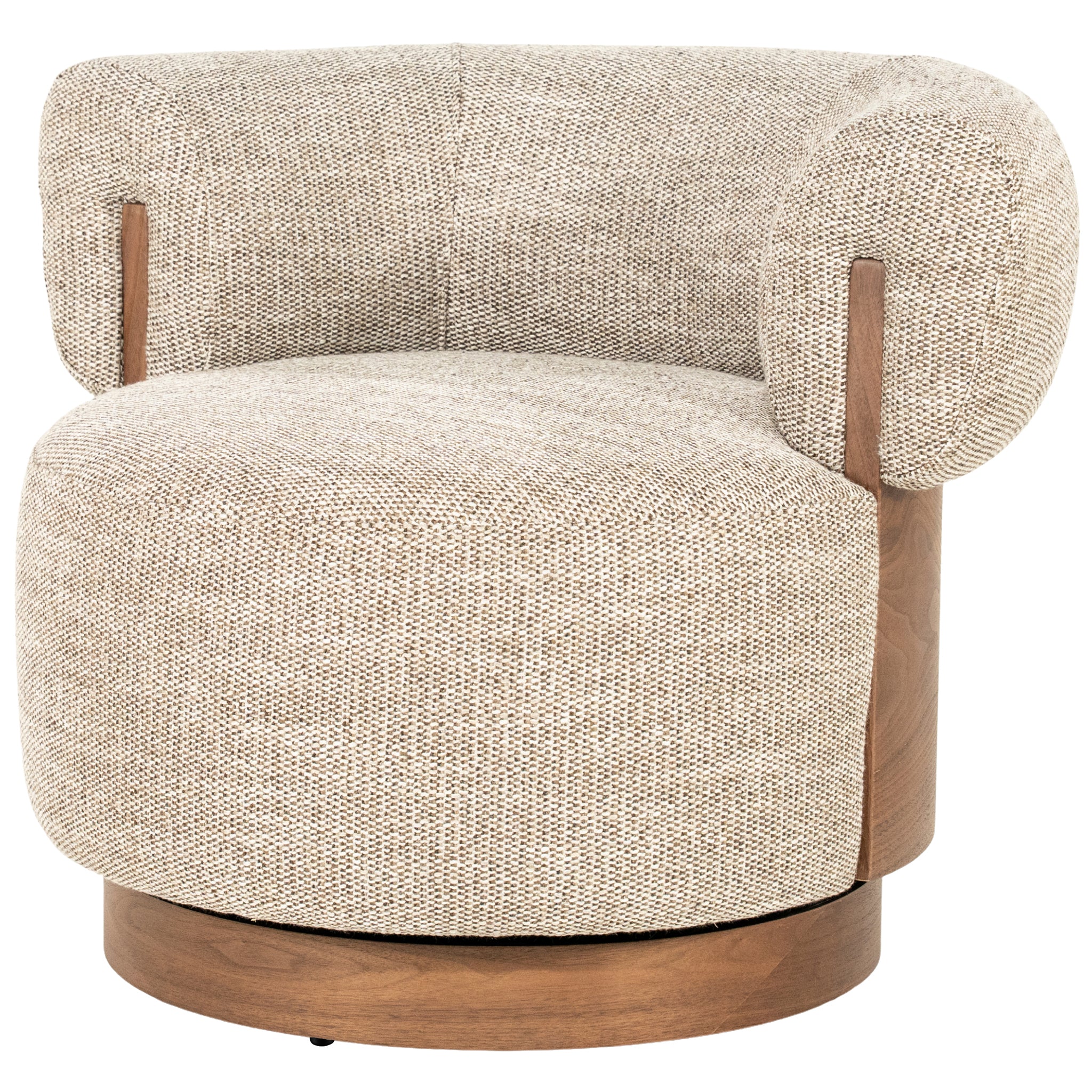 Nila Vanu Armchair