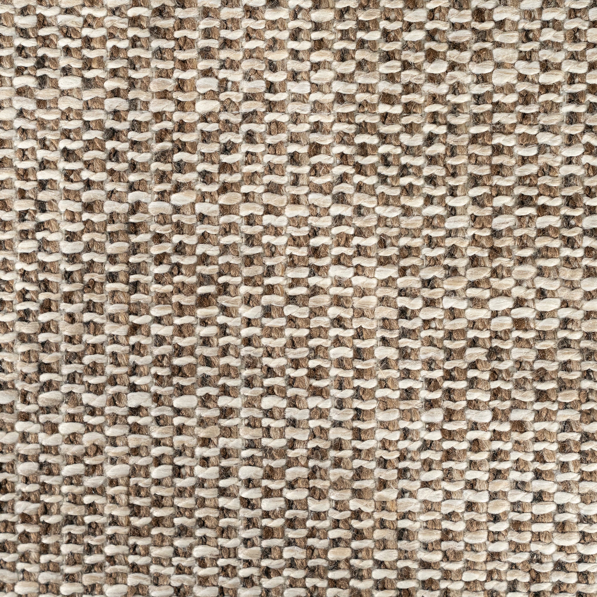 Nila Vanu Armchair