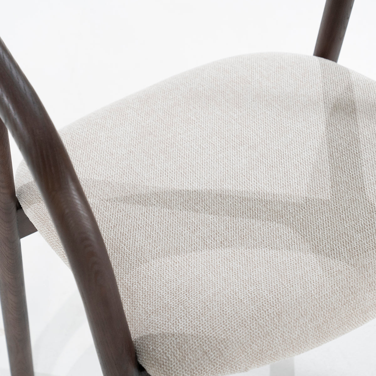 Rayven Brown Chair (Dispaly)