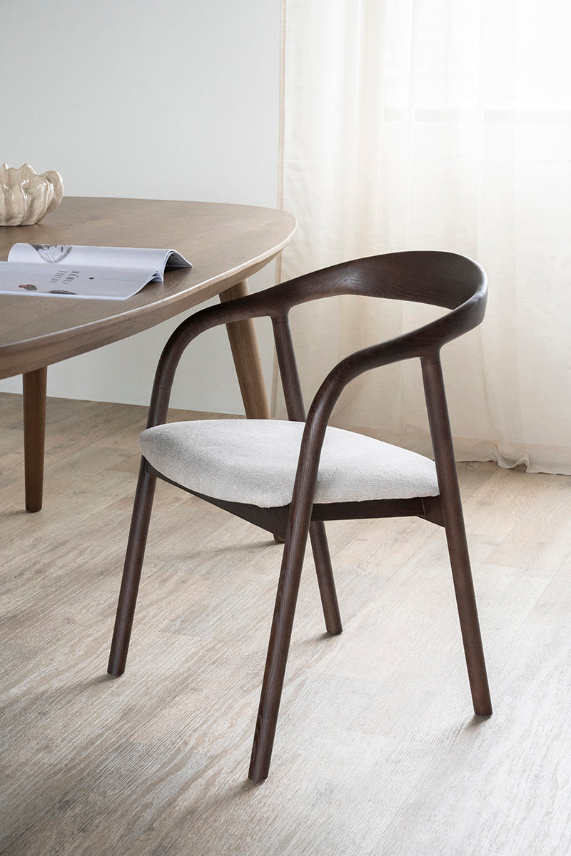 Rayven Brown Chair (Dispaly)