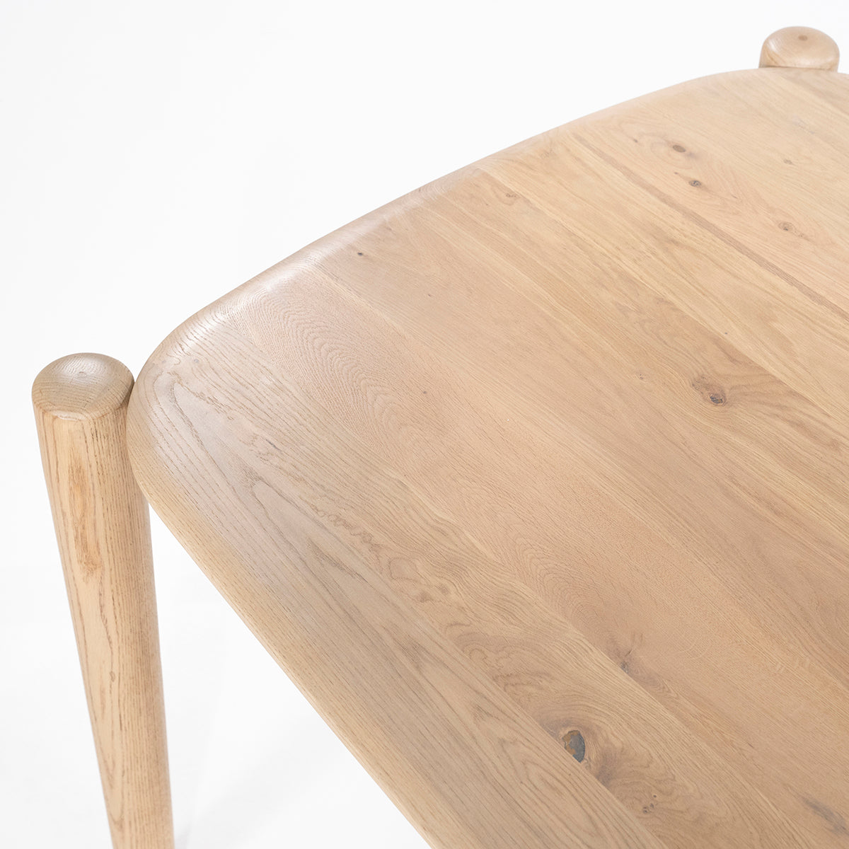 Selbu Dining Table