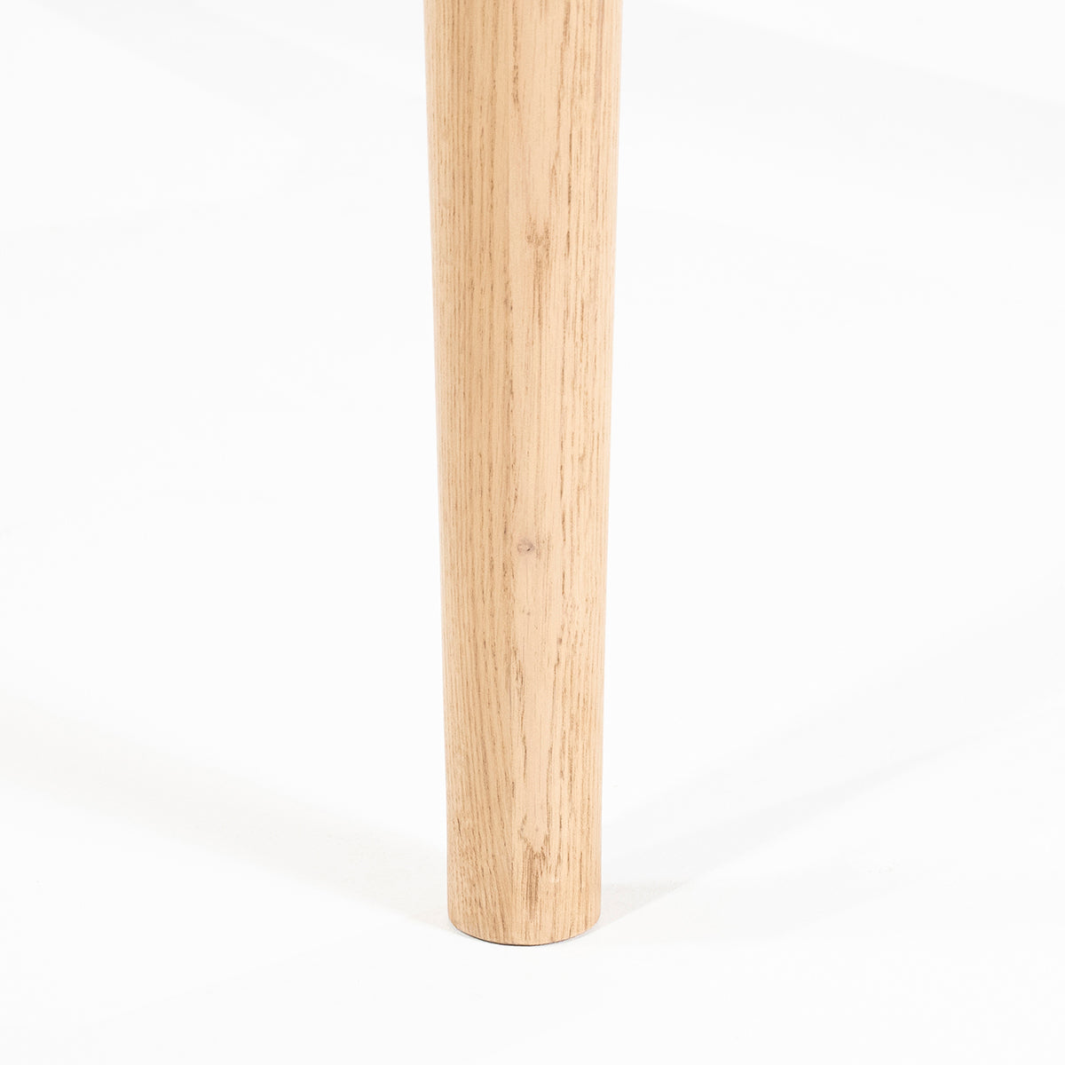 Selbu Dining Table