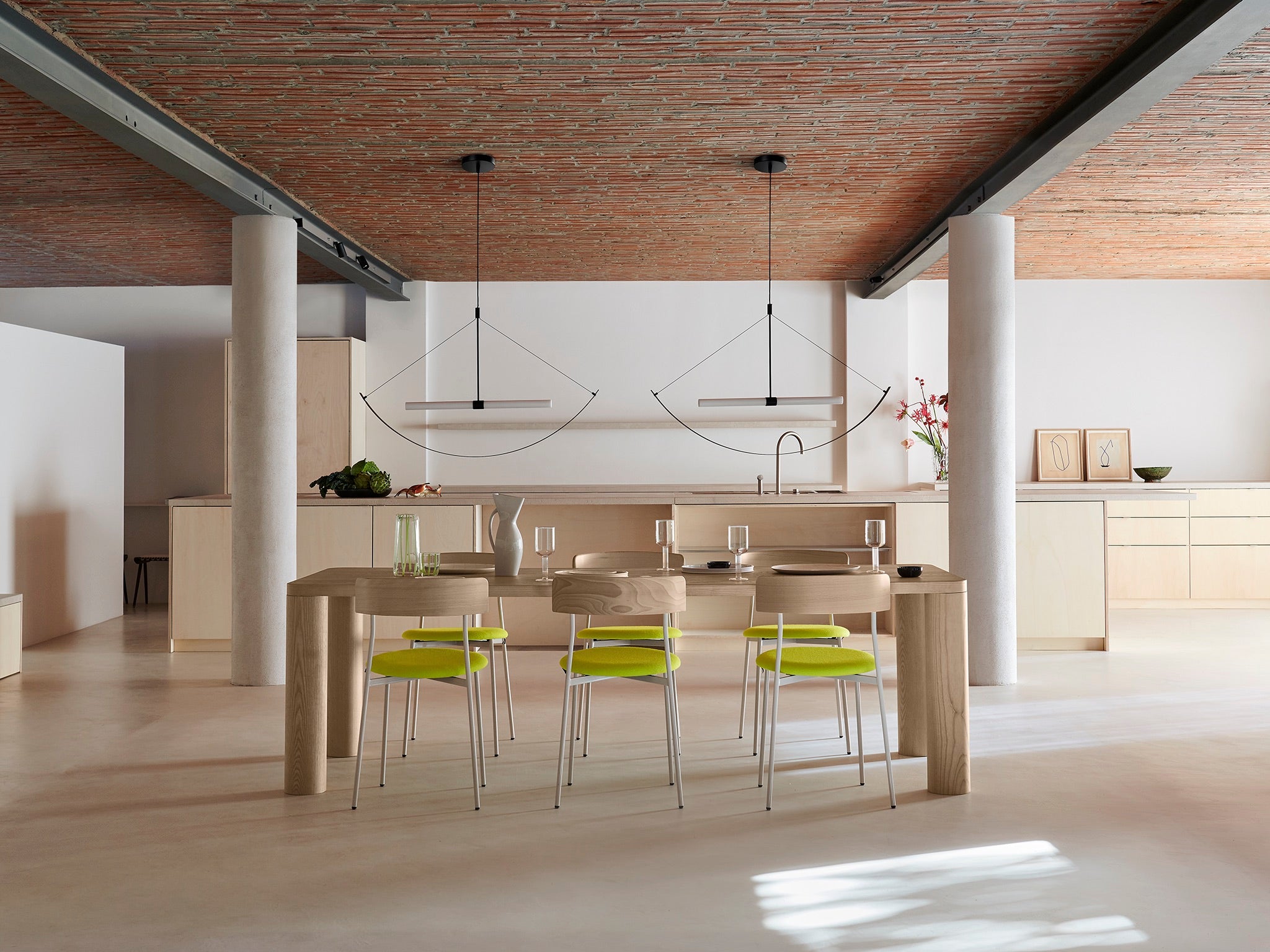 Aru Triangle Pendant Lamp