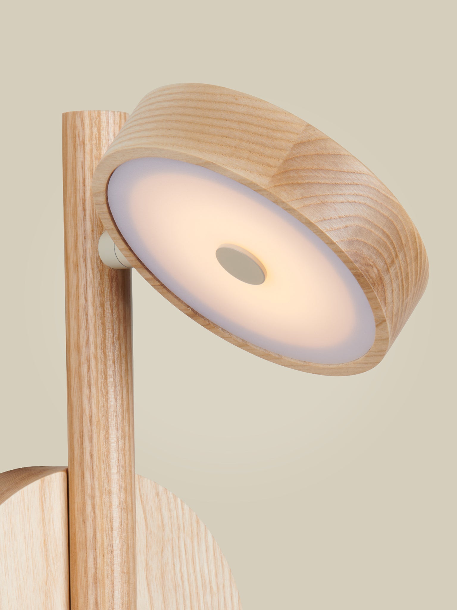 Okinawa Ash Wood Wall Lamp