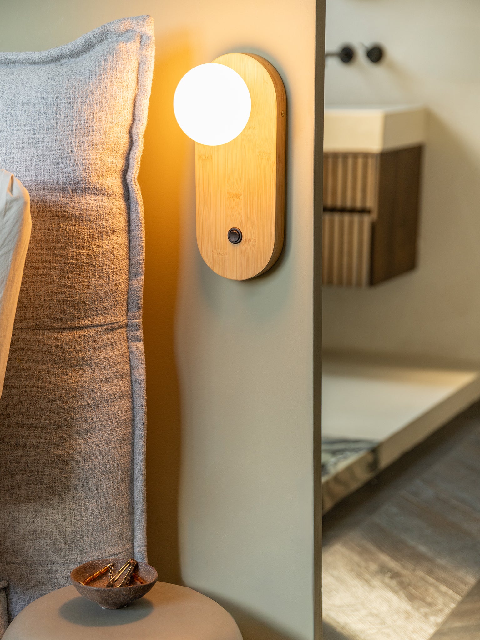 Java Bamboo Wall Lamp