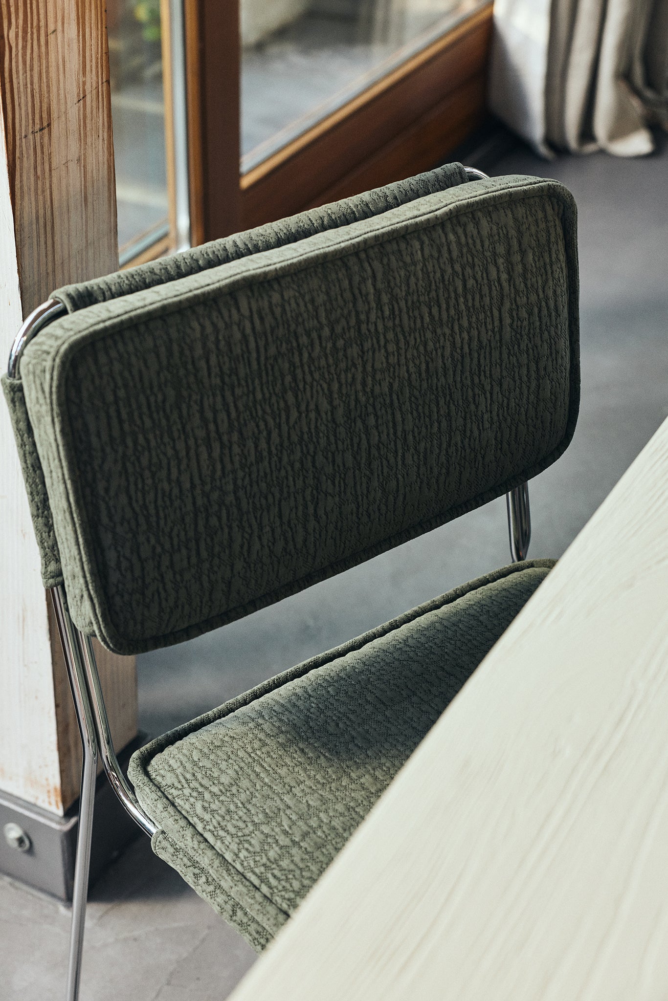 Endless Dining Chair