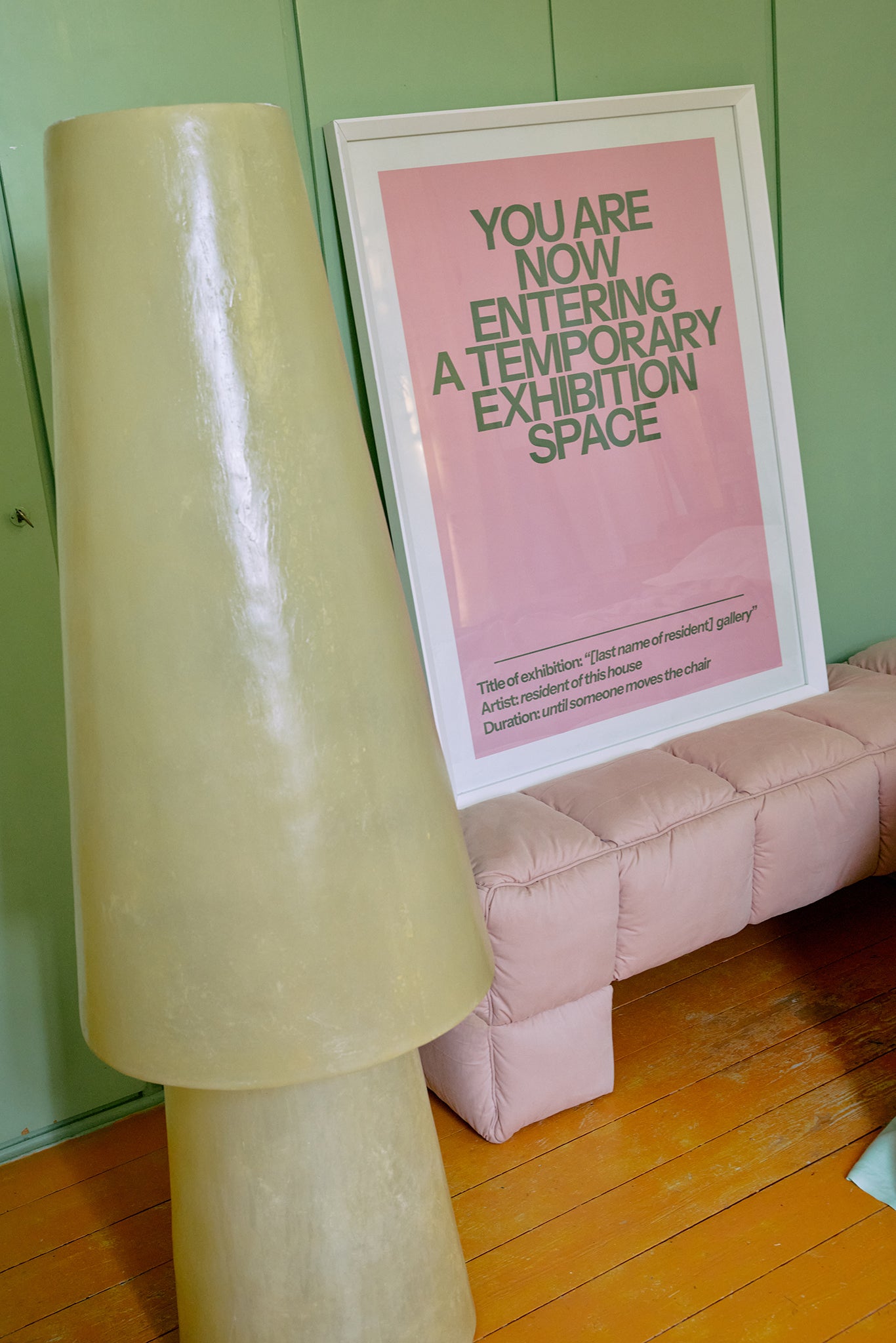 Puffy Lobby Bench