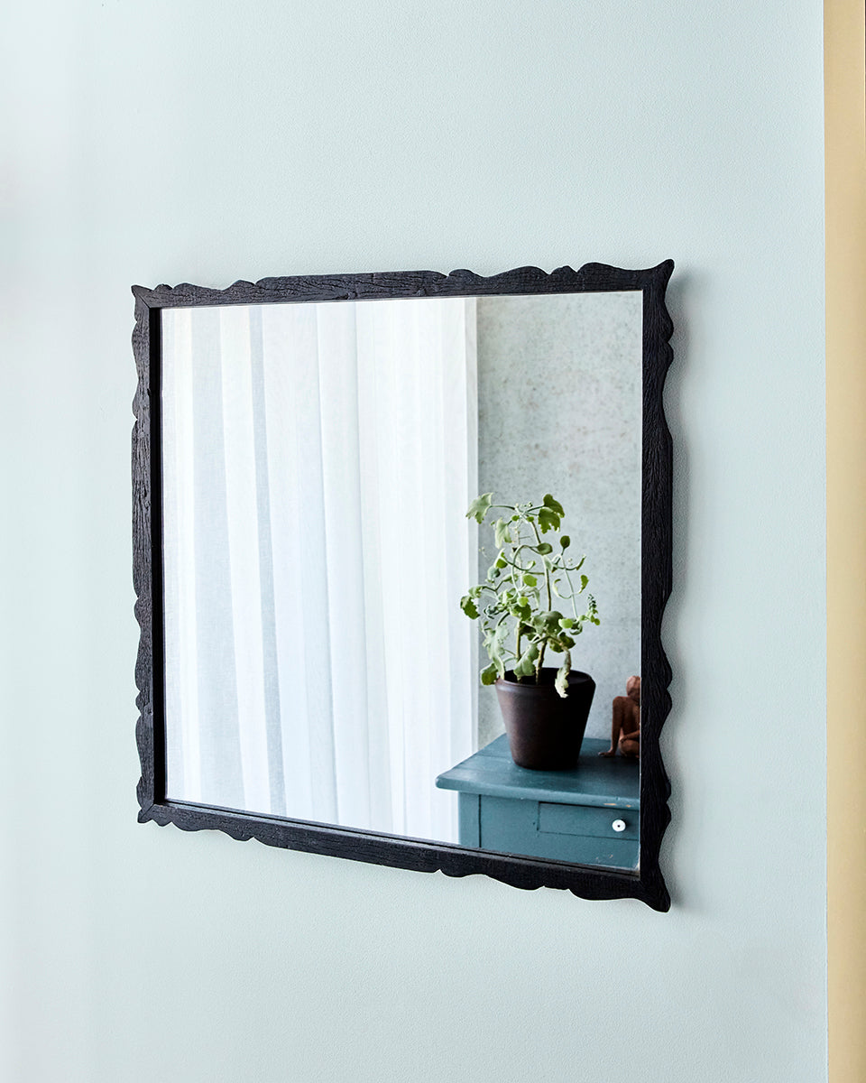 Carve Mirror