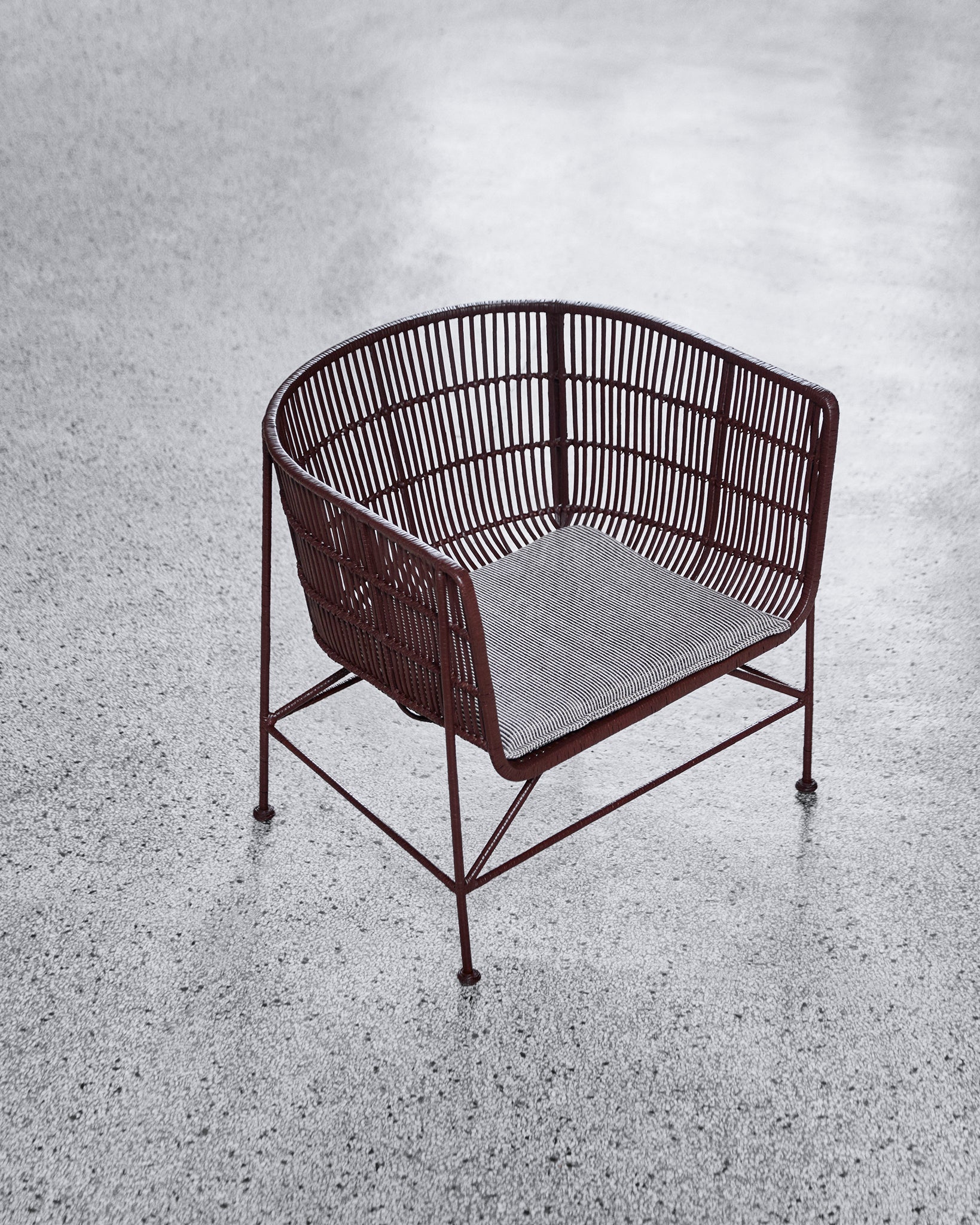 Cuun Lounge Chair