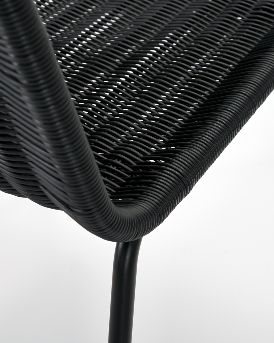 Hapur Chair