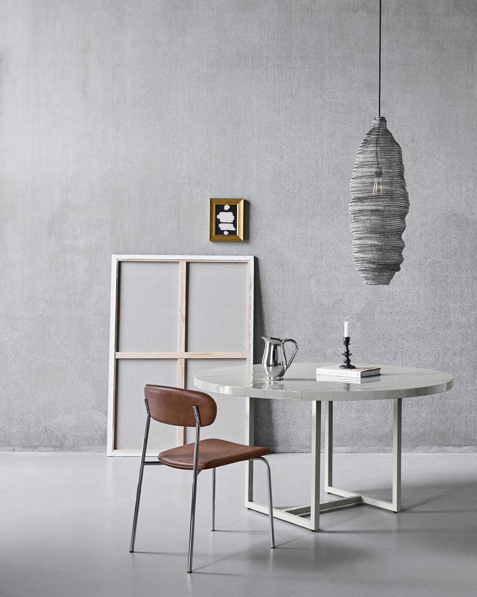 Kant Dining Table