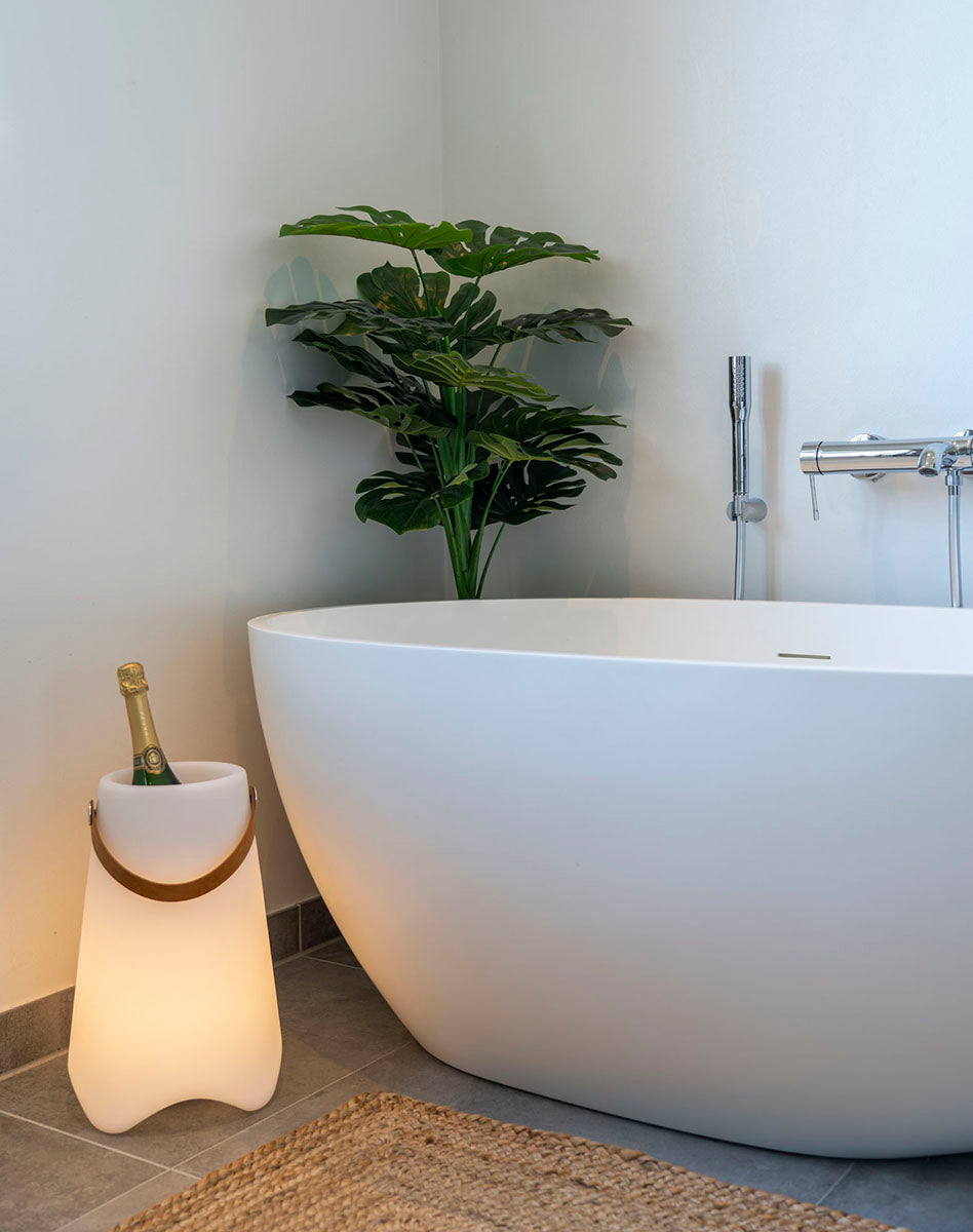 Bristol LED Wine Cooler - WOO .Design