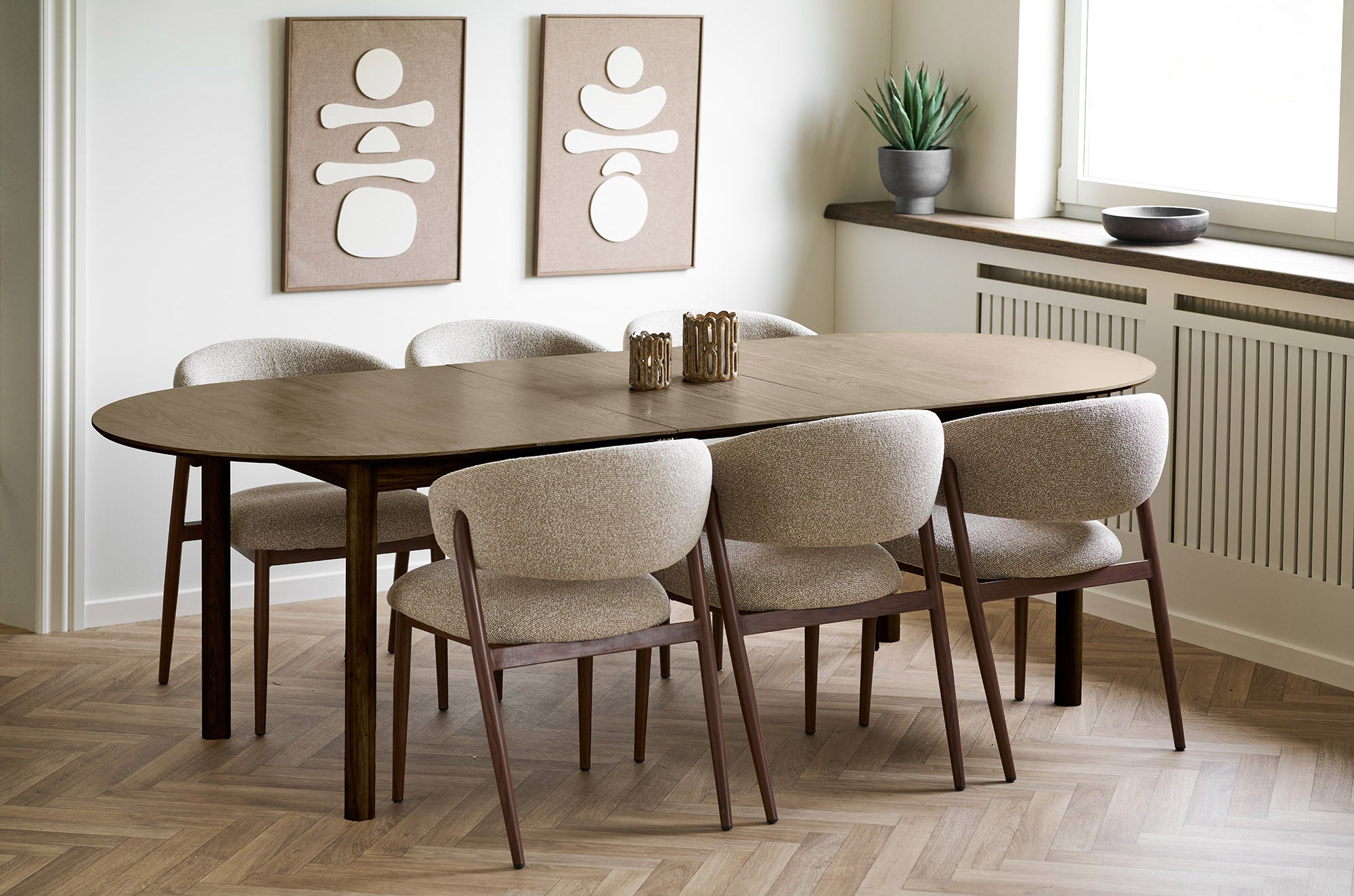 Cavi Dining Chair
