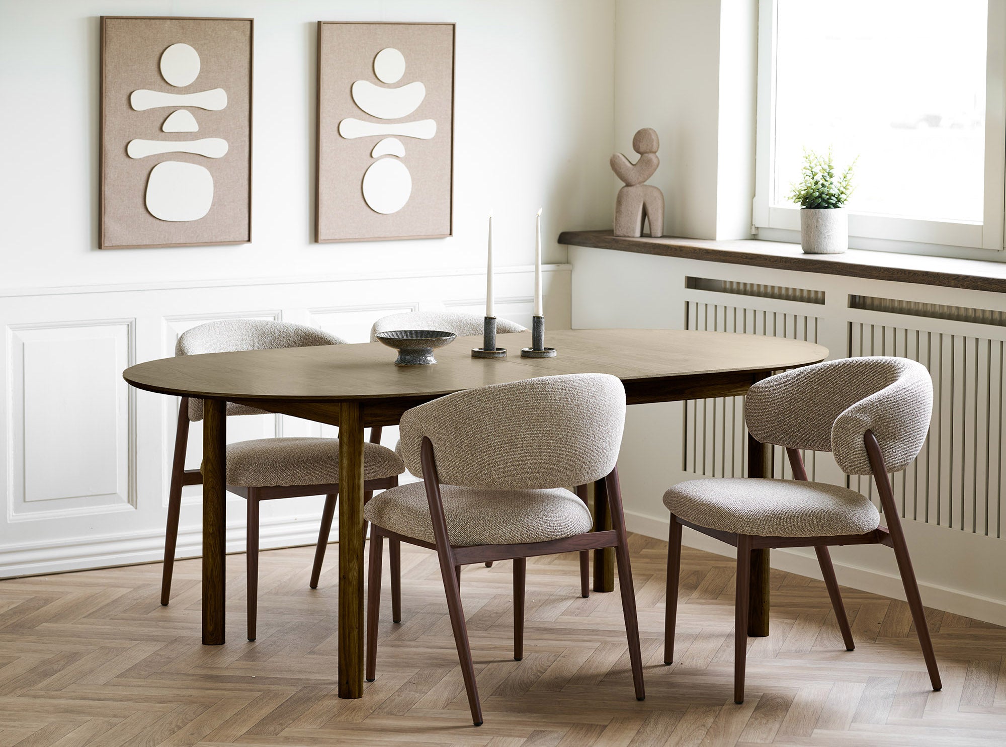Cavi Dining Chair