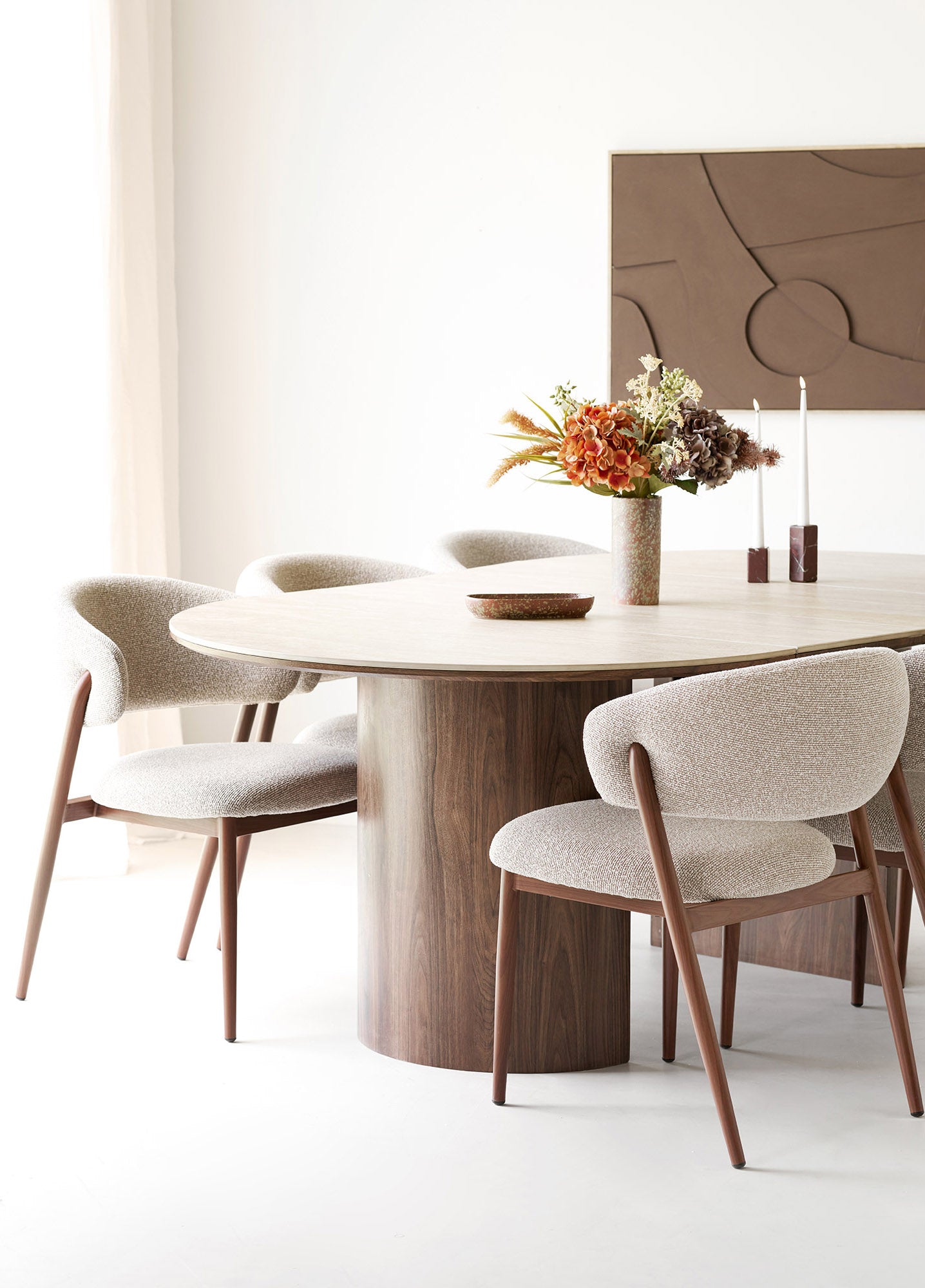 Delphi Extendable Dining Table