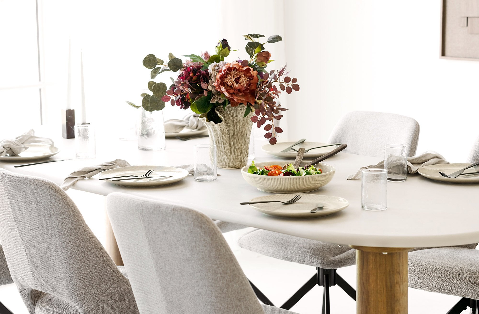 Fondi Dining Table