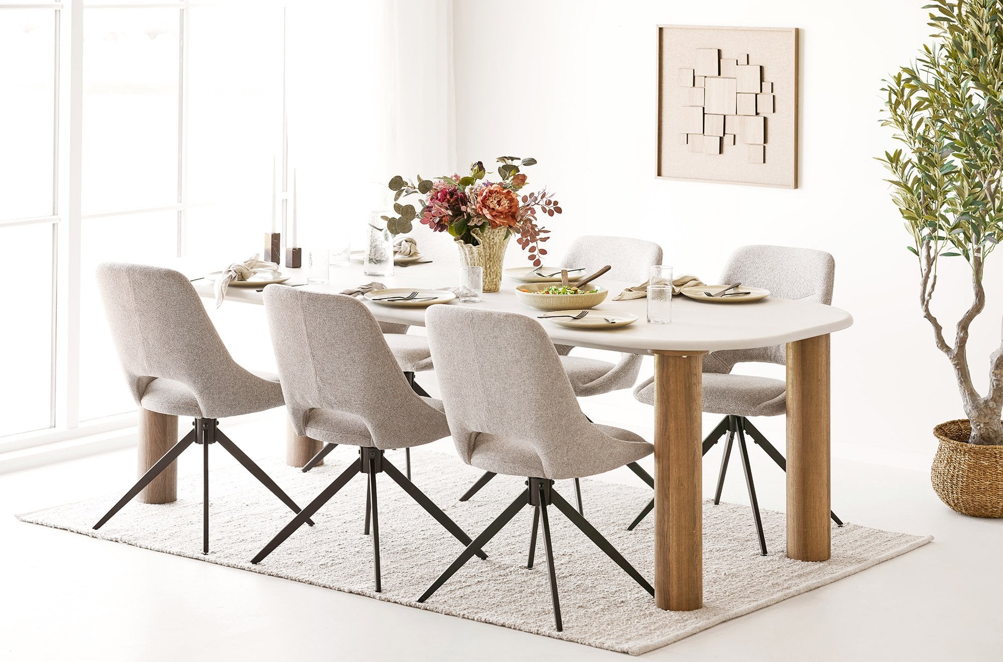 Fondi Dining Table