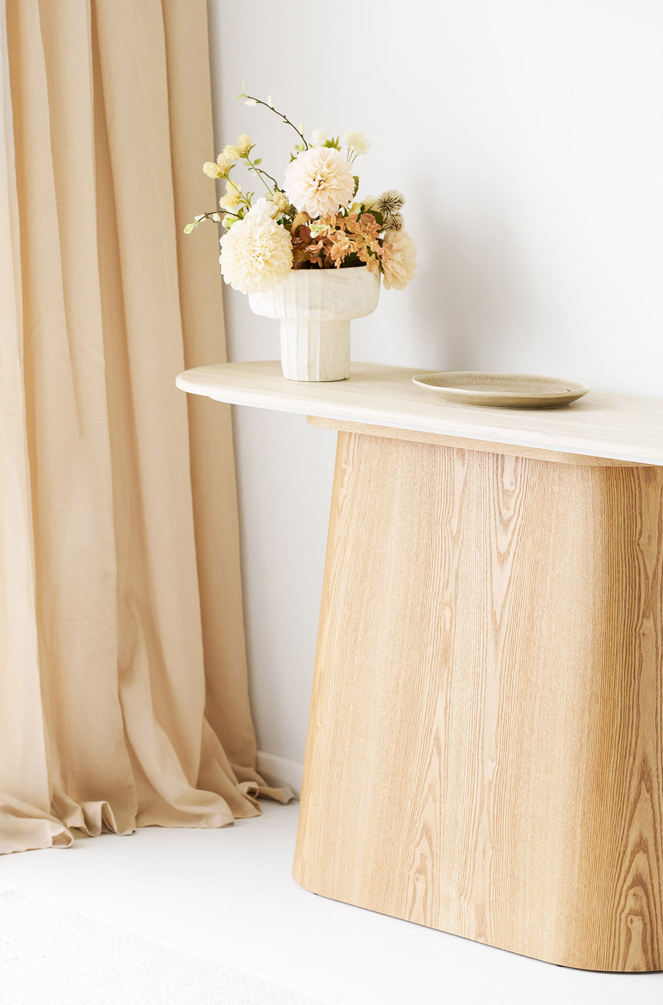 Larvik Console Table