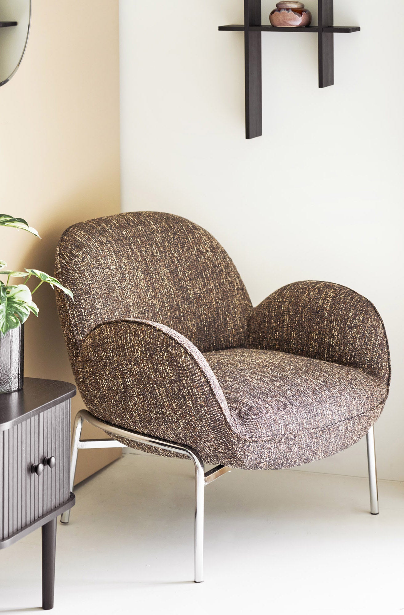 Zomba Lounge Chair
