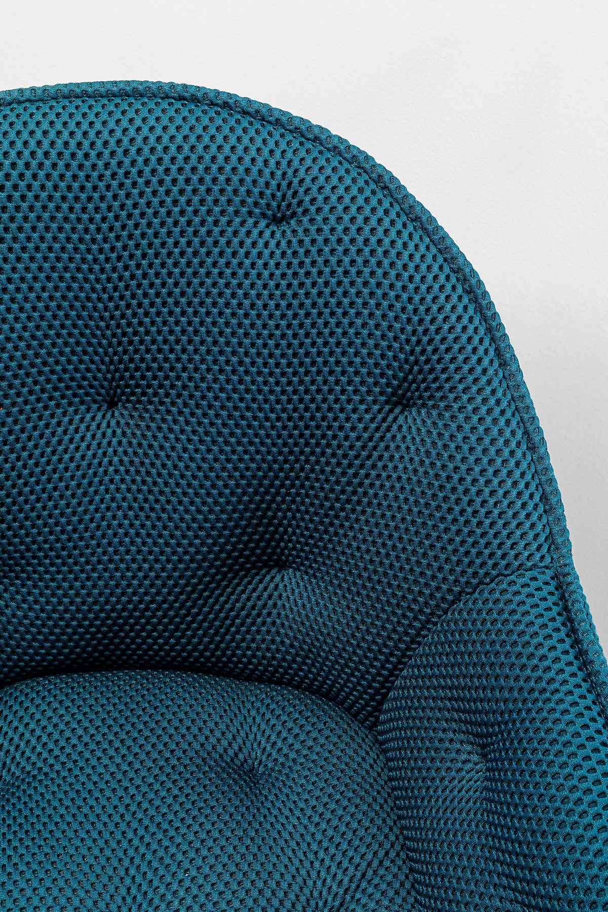 Carlito Mesh Swivel Chair