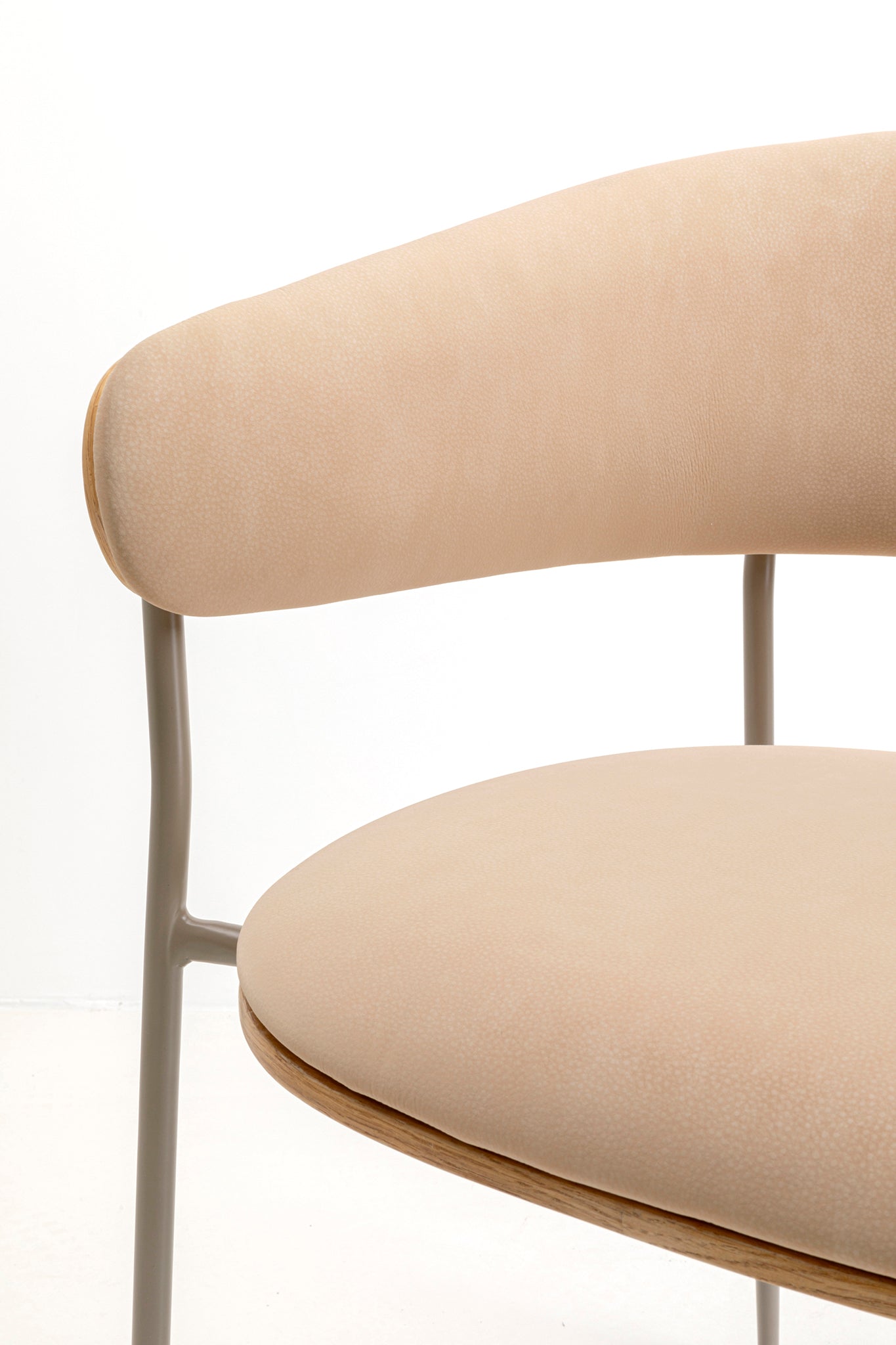 Cindy Chair with Armrest