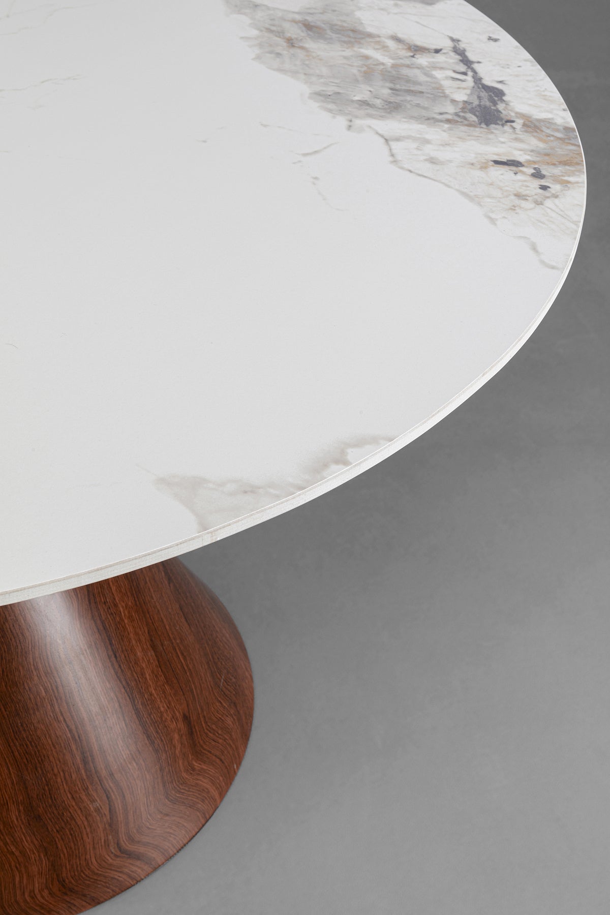 Cono Dining Table